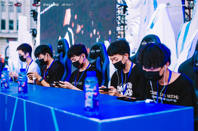 的首例确诊 的首例确诊